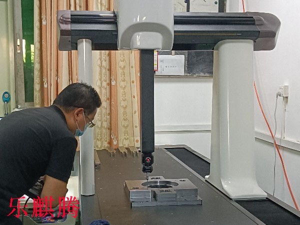 模具備料精銑拼銑CNC加工，適用汽車(chē)模具行業(yè)