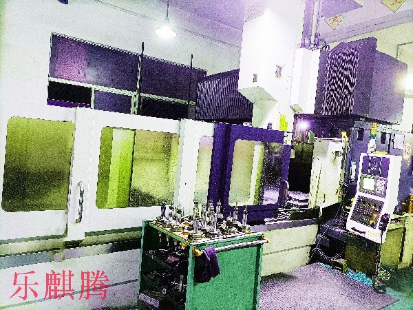 精密CNC加工中心配套設(shè)備齊全